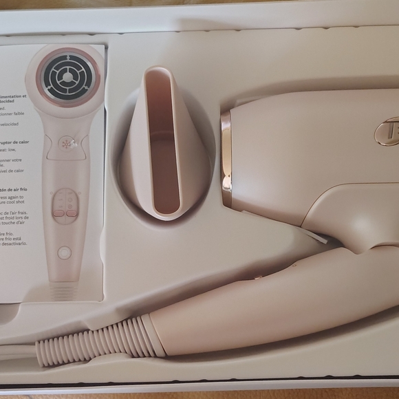T3 Hair Dryer in Soft Pink